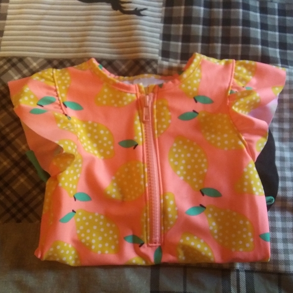 Pear🍐 Swim Suit Size 3T - Picture 3 of 7